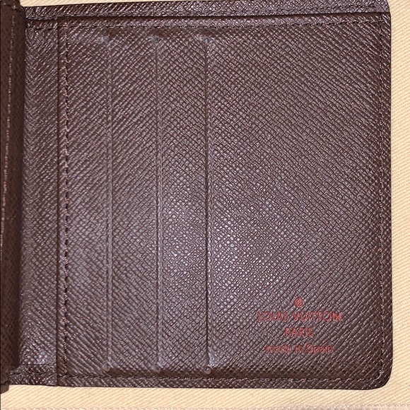 Men’s Louis Vuitton wallet - Picture 2 of 4